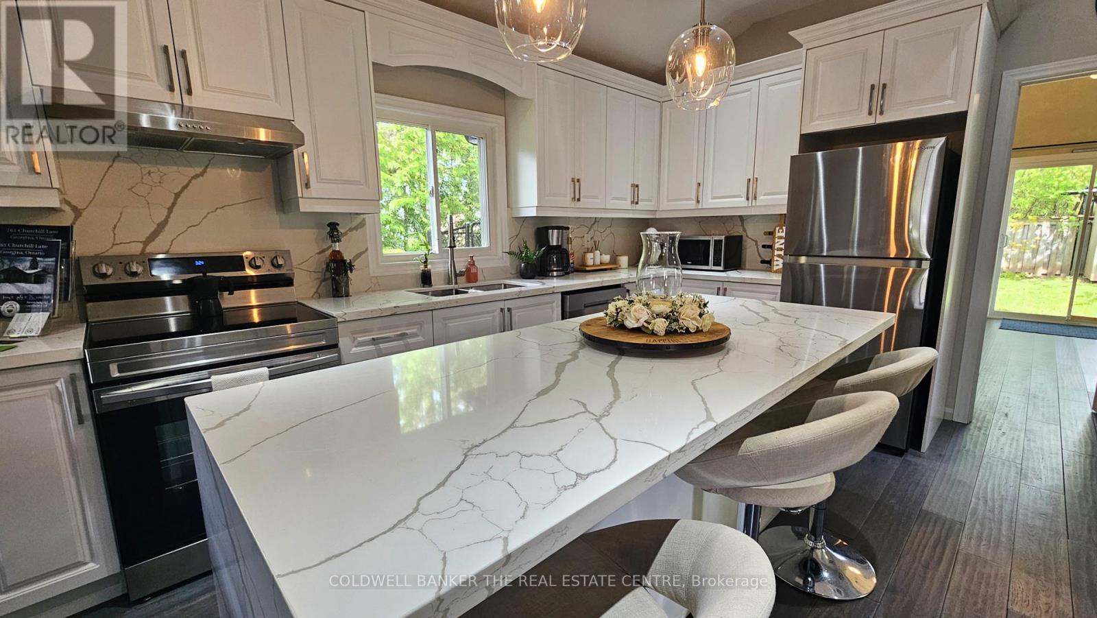 761 CHURCHILL LANE - 9