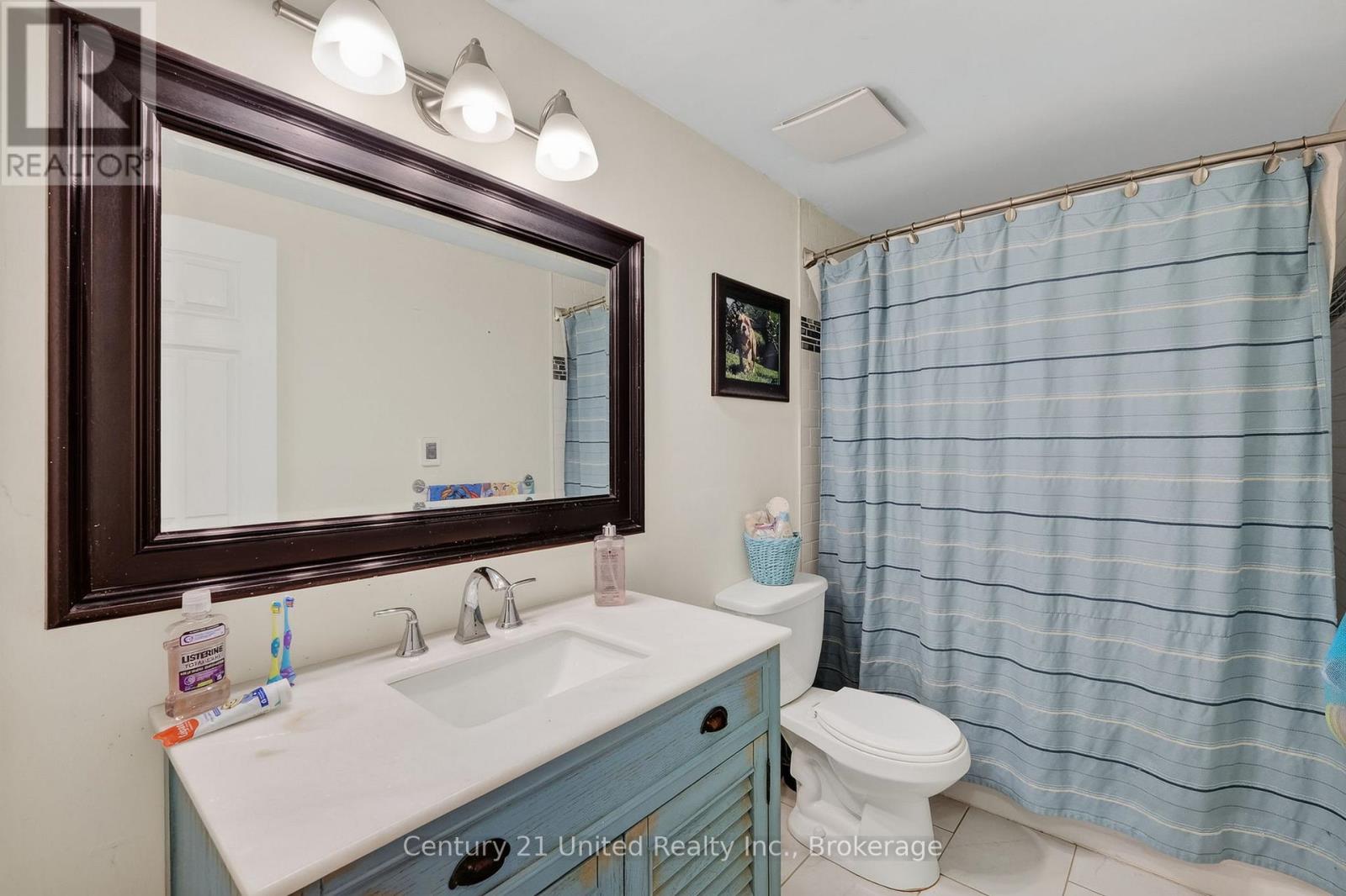 42 PEACOCK BOULEVARD - 23
