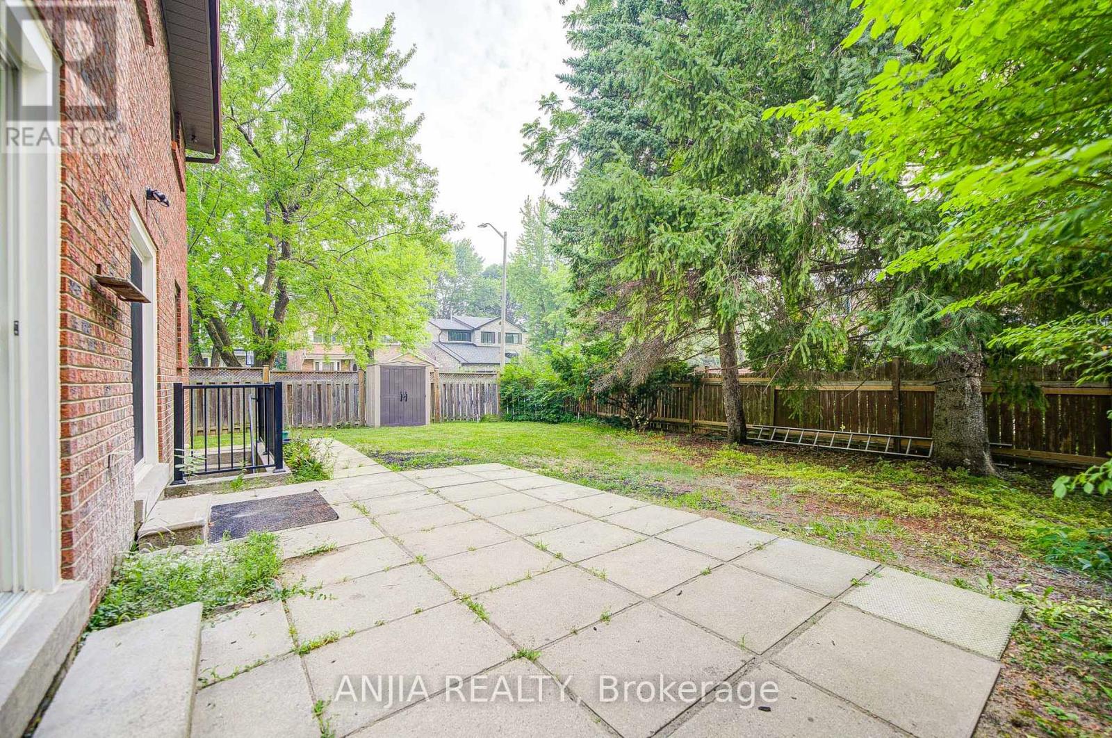 31 SPANHOUSE CRESCENT - Image 45
