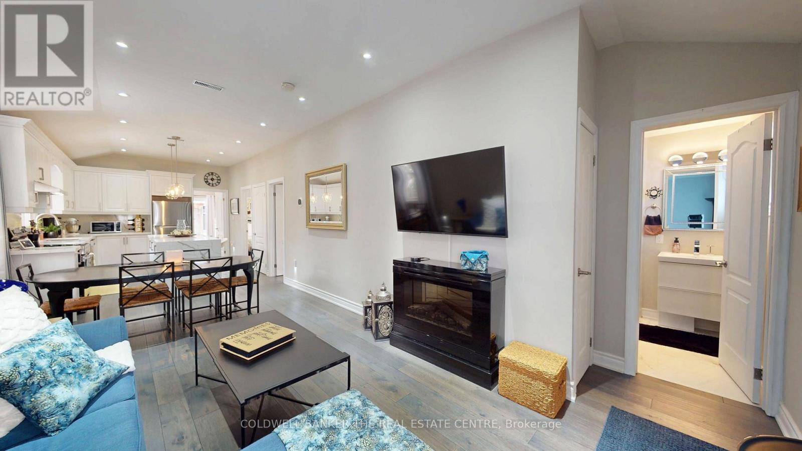 761 CHURCHILL LANE - 12