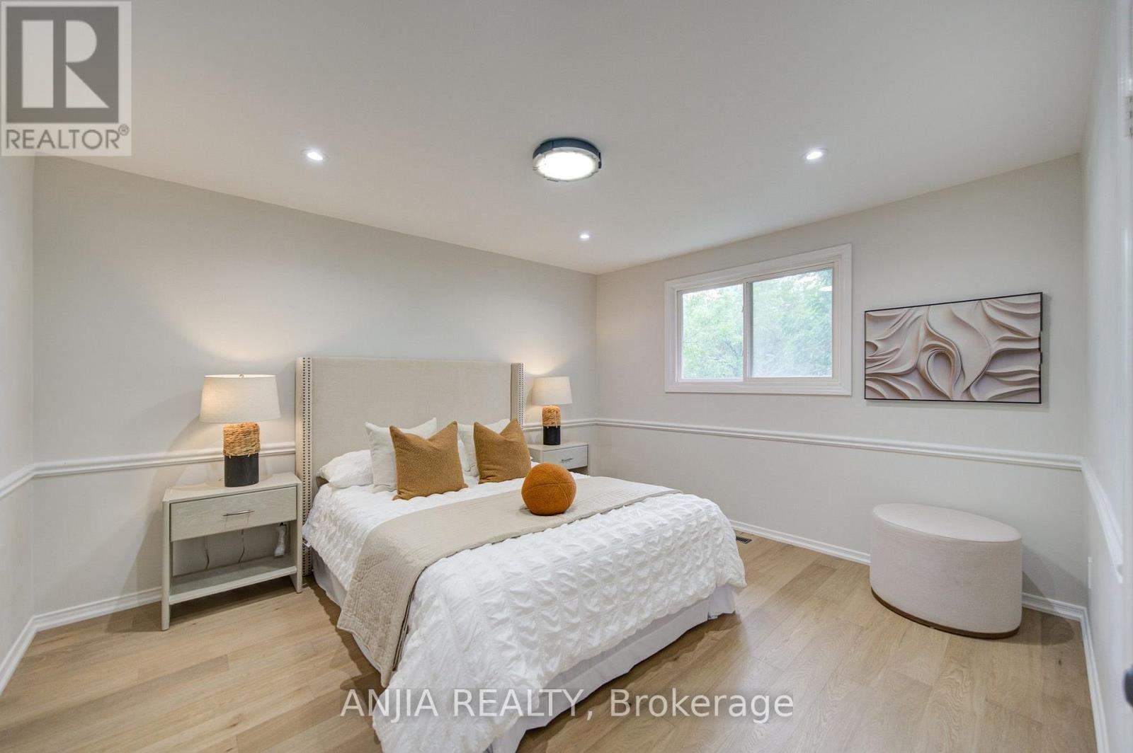 31 SPANHOUSE CRESCENT - Image 24