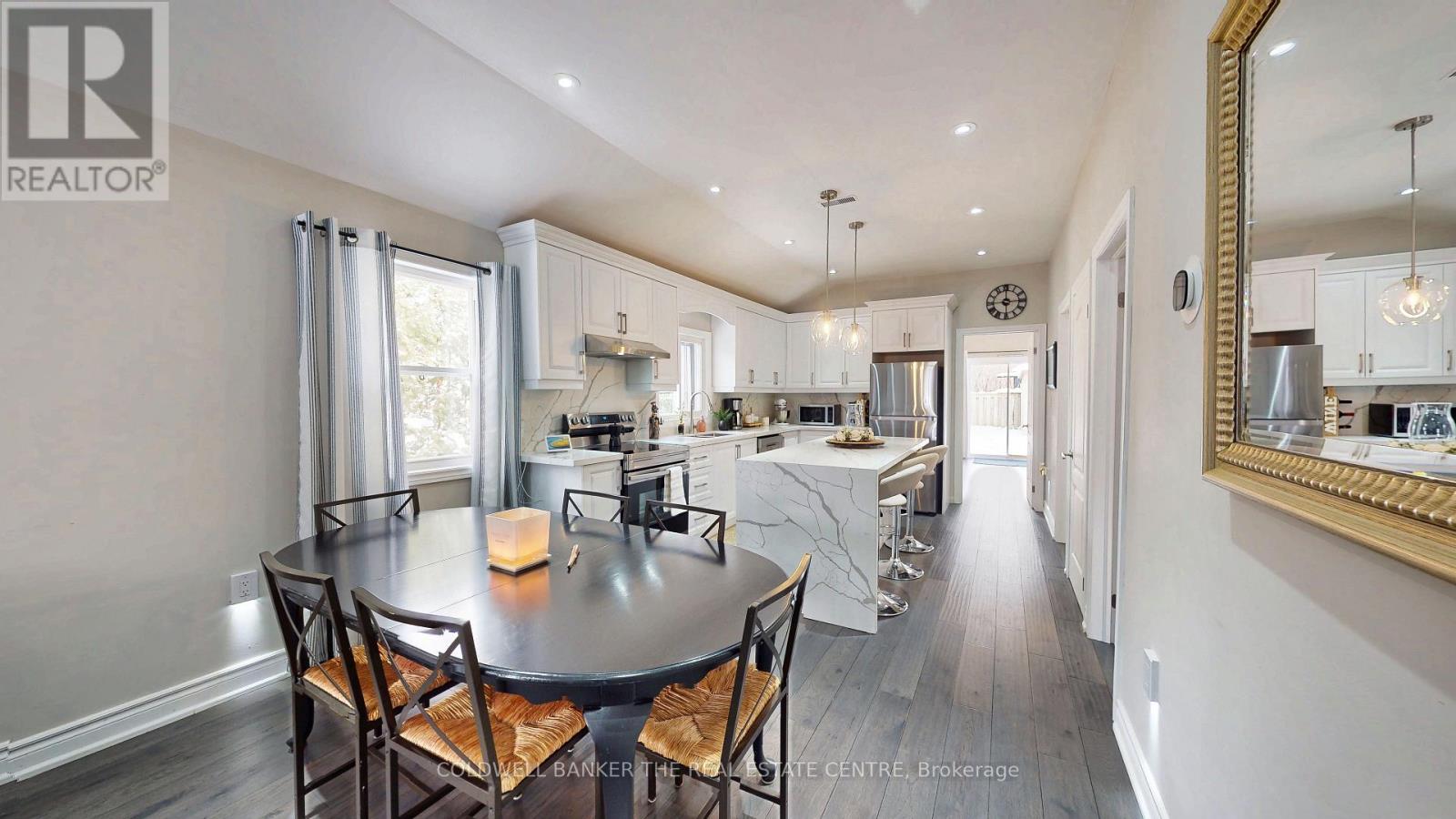 761 CHURCHILL LANE - 14