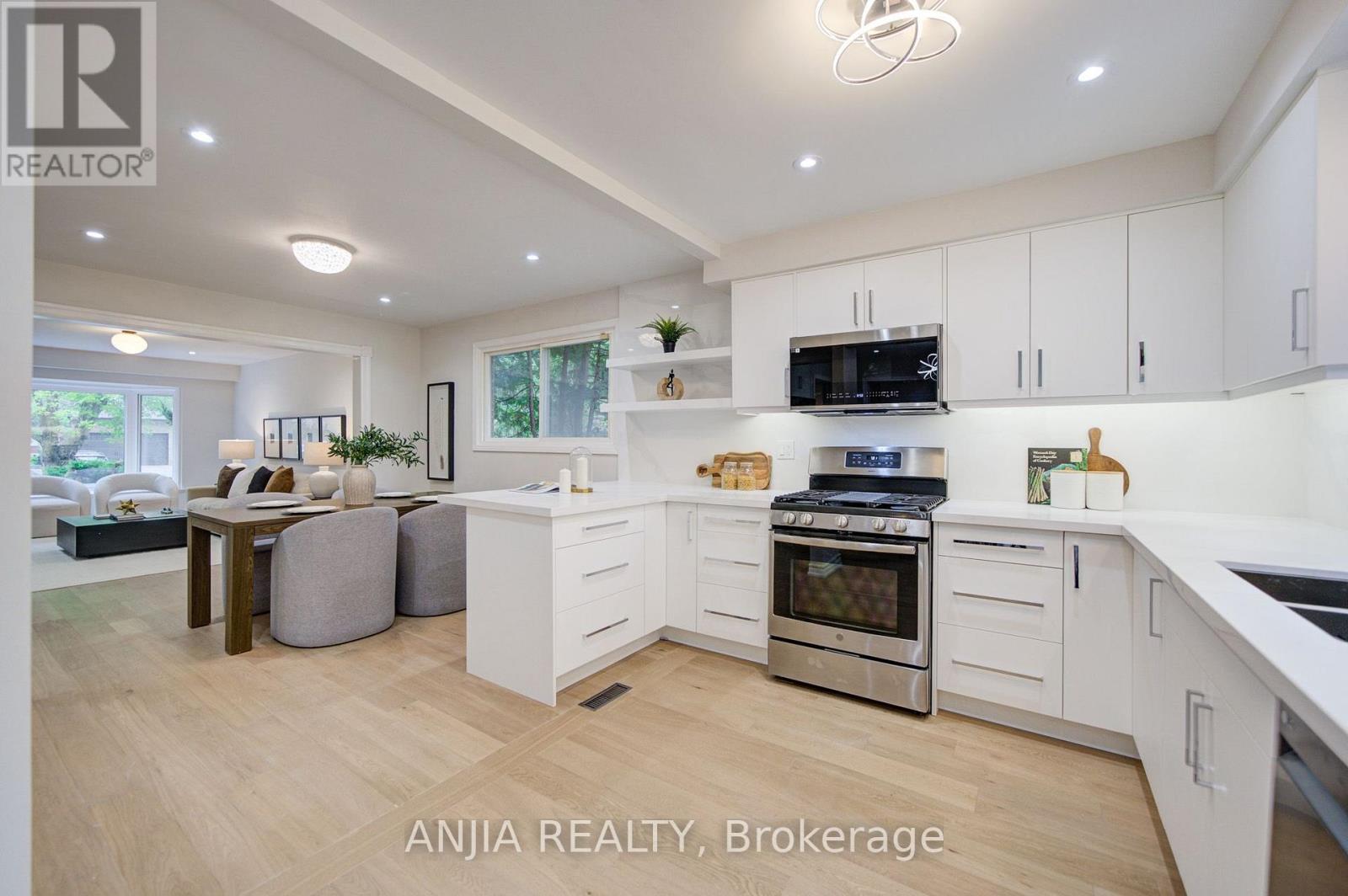 31 SPANHOUSE CRESCENT - Image 11
