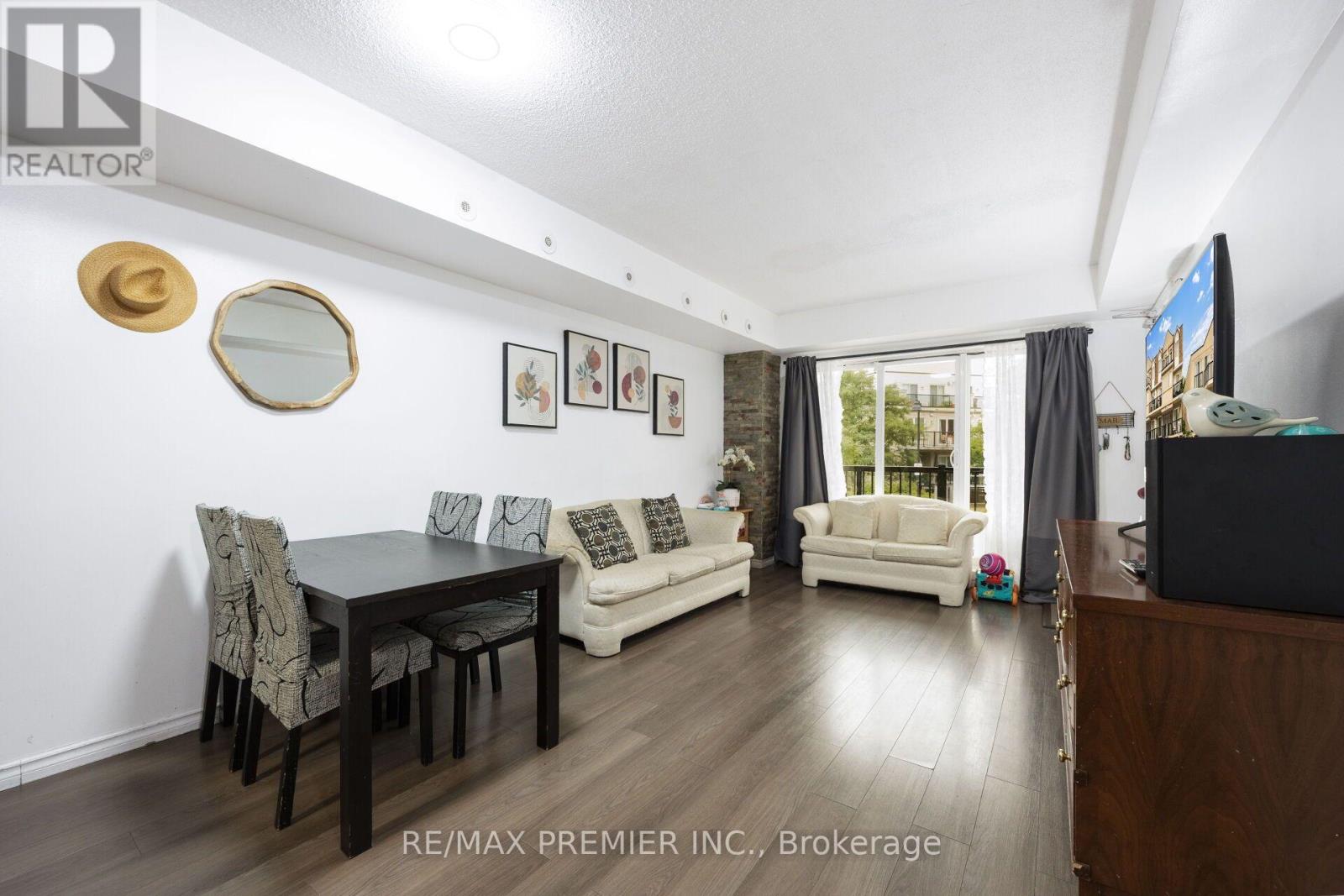 #2072 3041 FINCH AVENUE W - 11