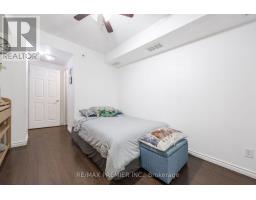 2072 - 3041 Finch Avenue W, Toronto, ON M9M0A4 Photo 16