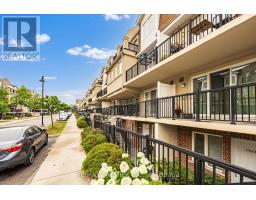 2072 - 3041 Finch Avenue W, Toronto, ON M9M0A4 Photo 6