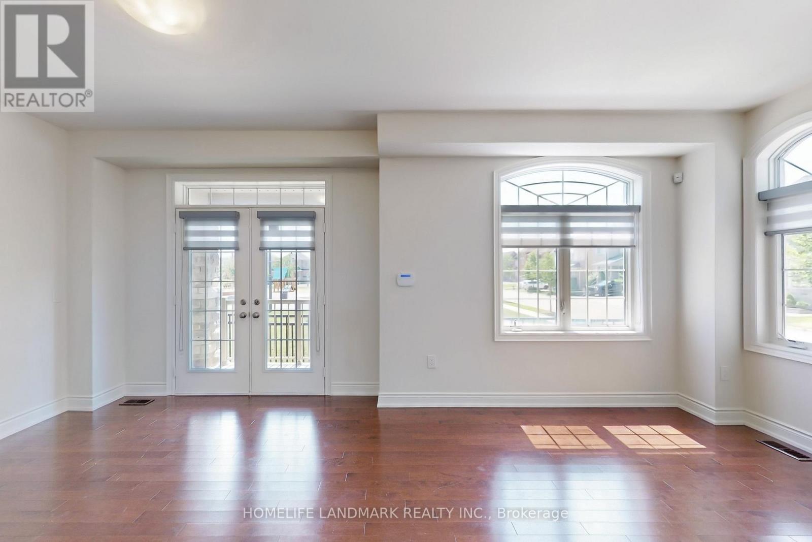 1533 DEVINE POINT - 10