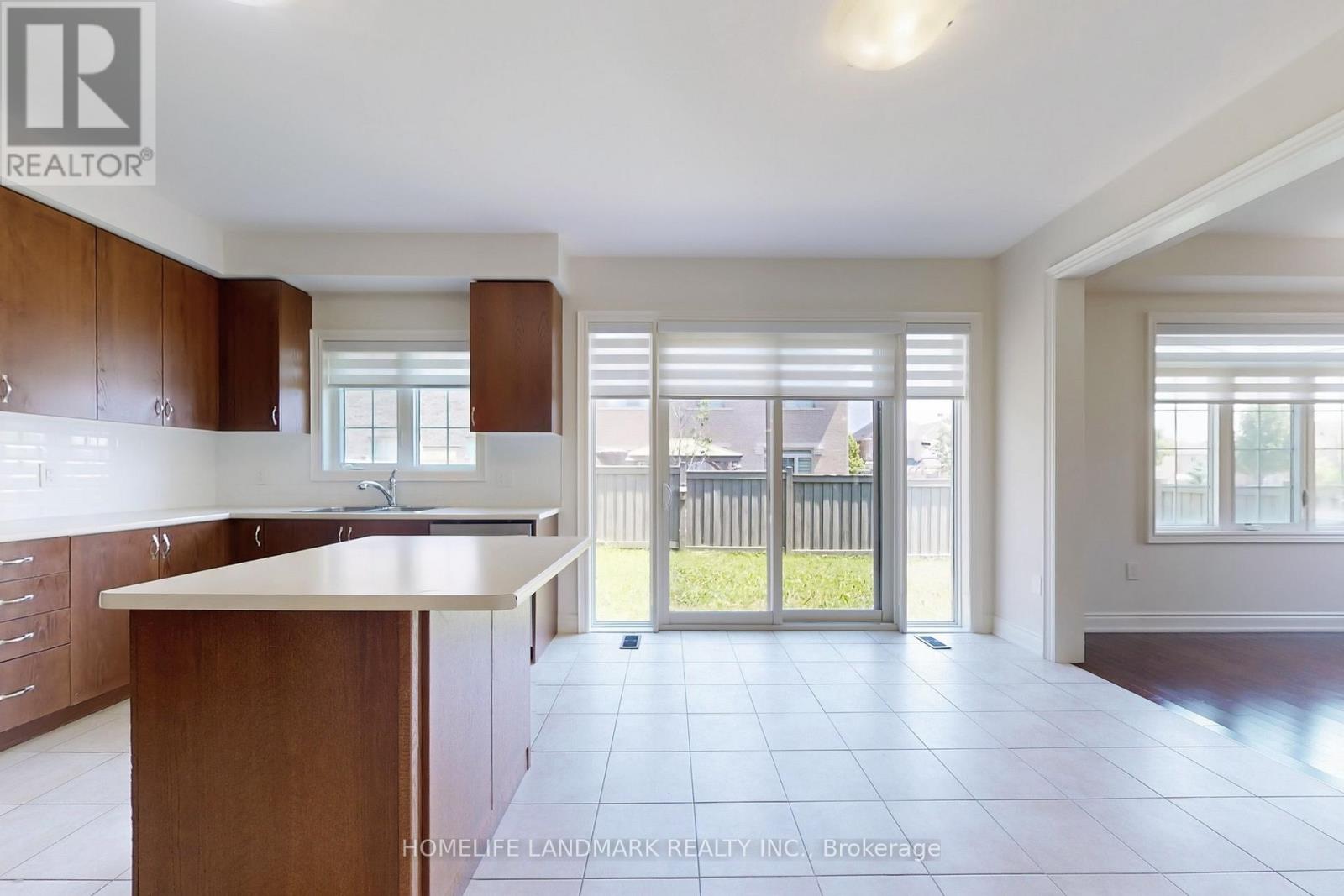 1533 DEVINE POINT - 15