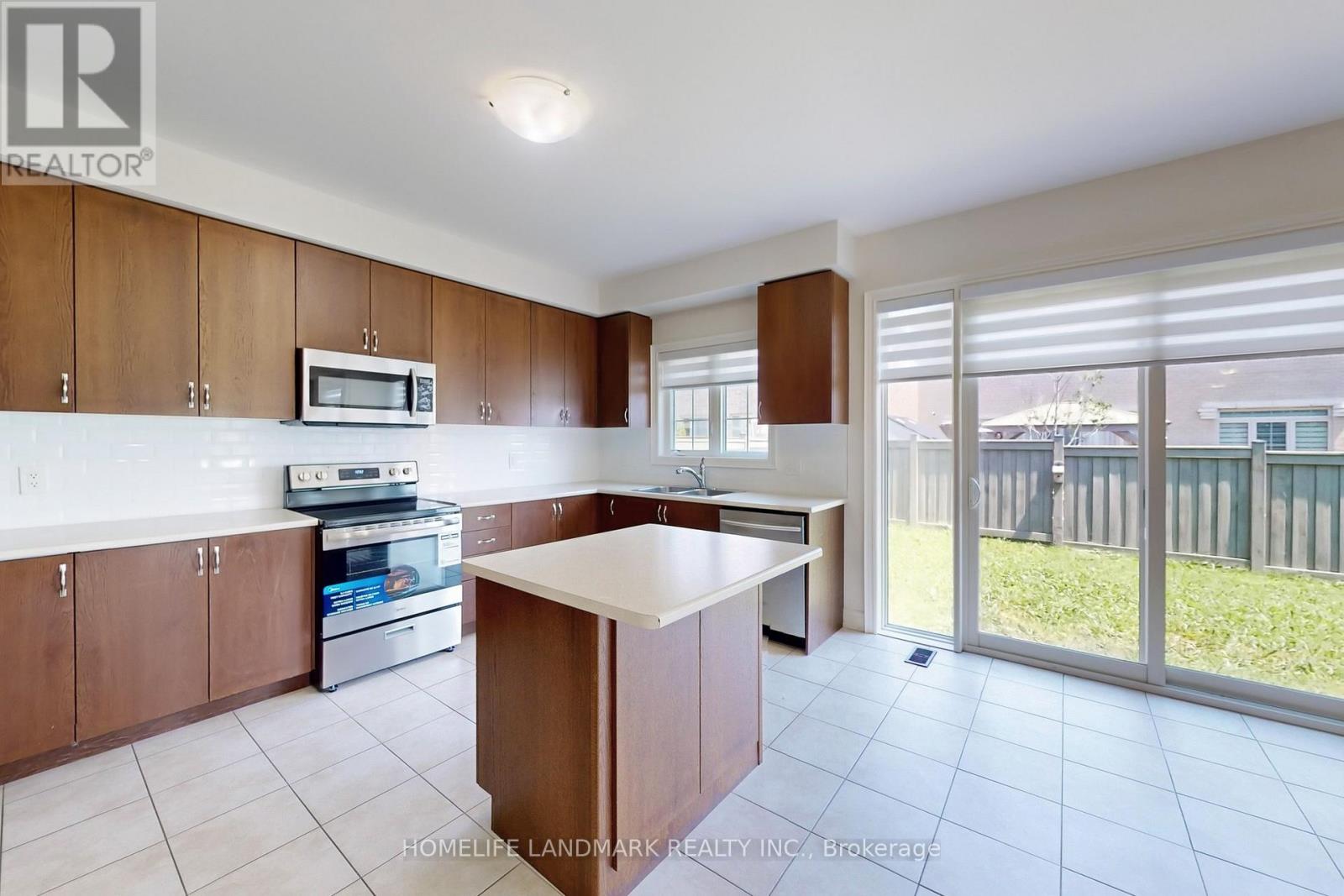 1533 DEVINE POINT - 16