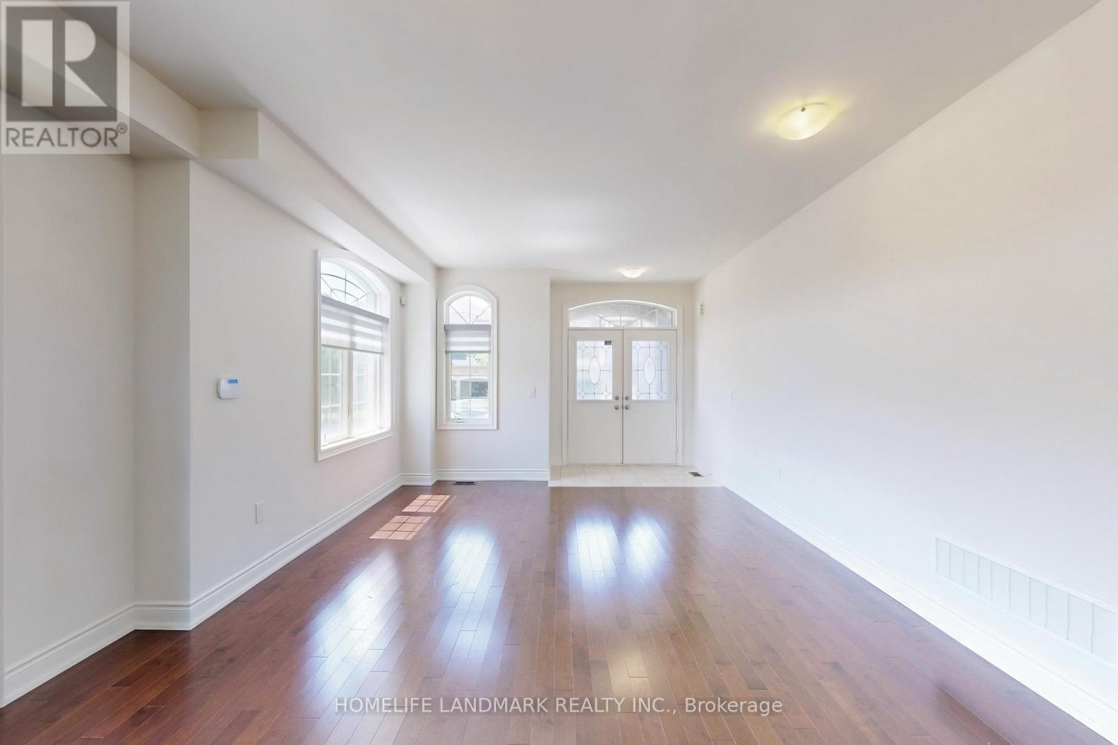 1533 DEVINE POINT - 8