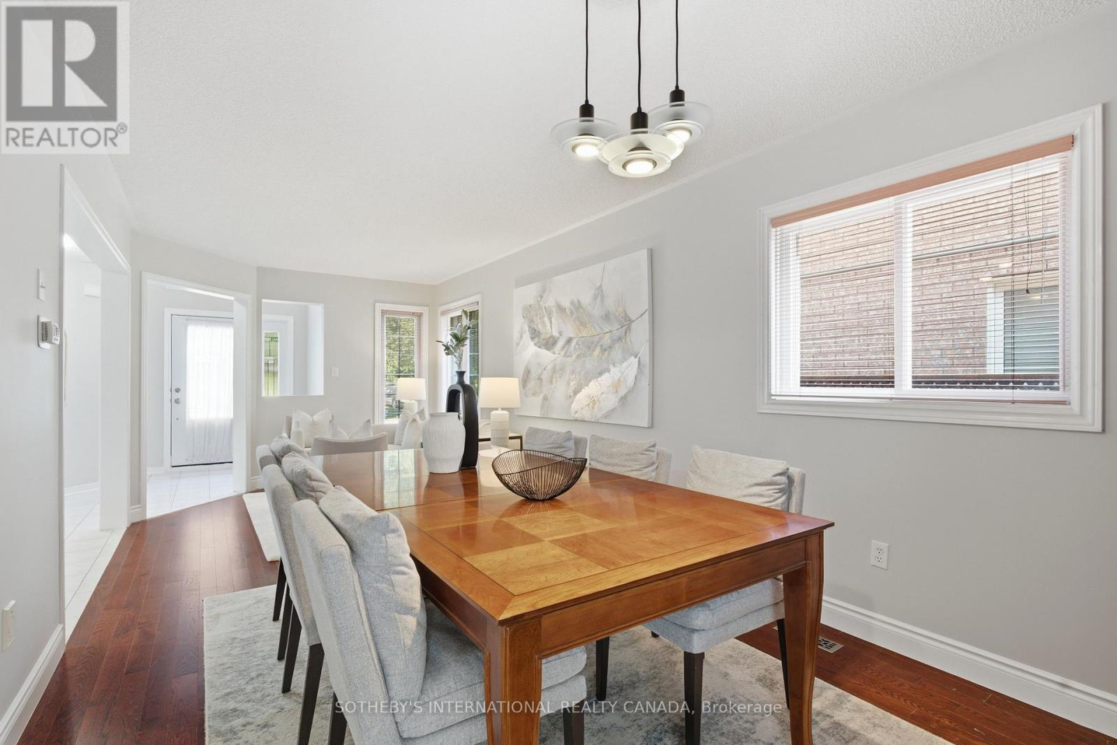 5550 MIDDLEPORT CRESCENT N - 13