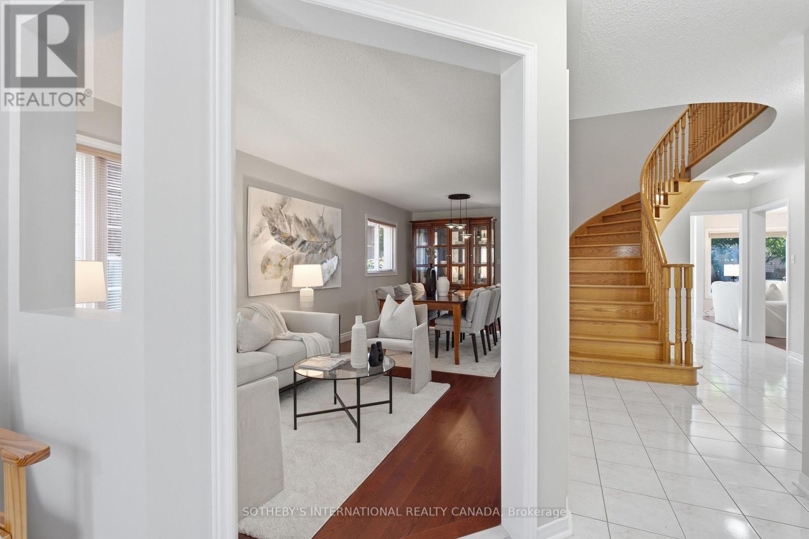 5550 MIDDLEPORT CRESCENT N - 8