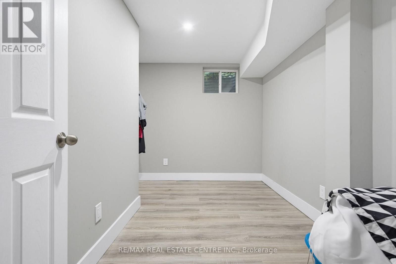 39 AMELIA STREET - 40