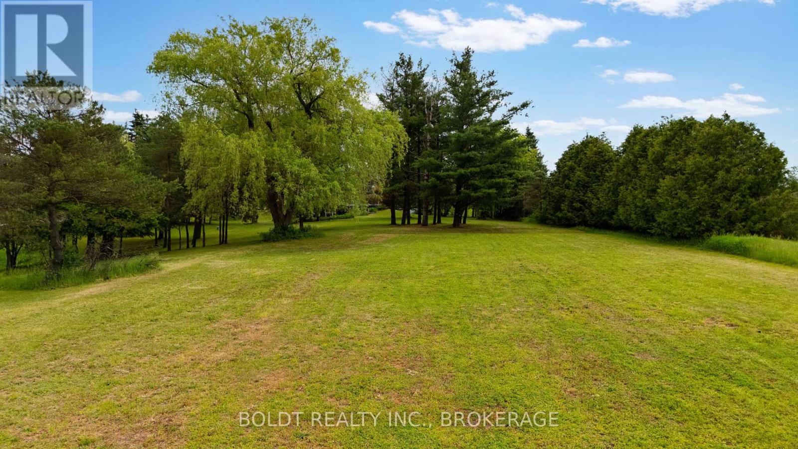 5832 5TH SIDE ROAD - 11