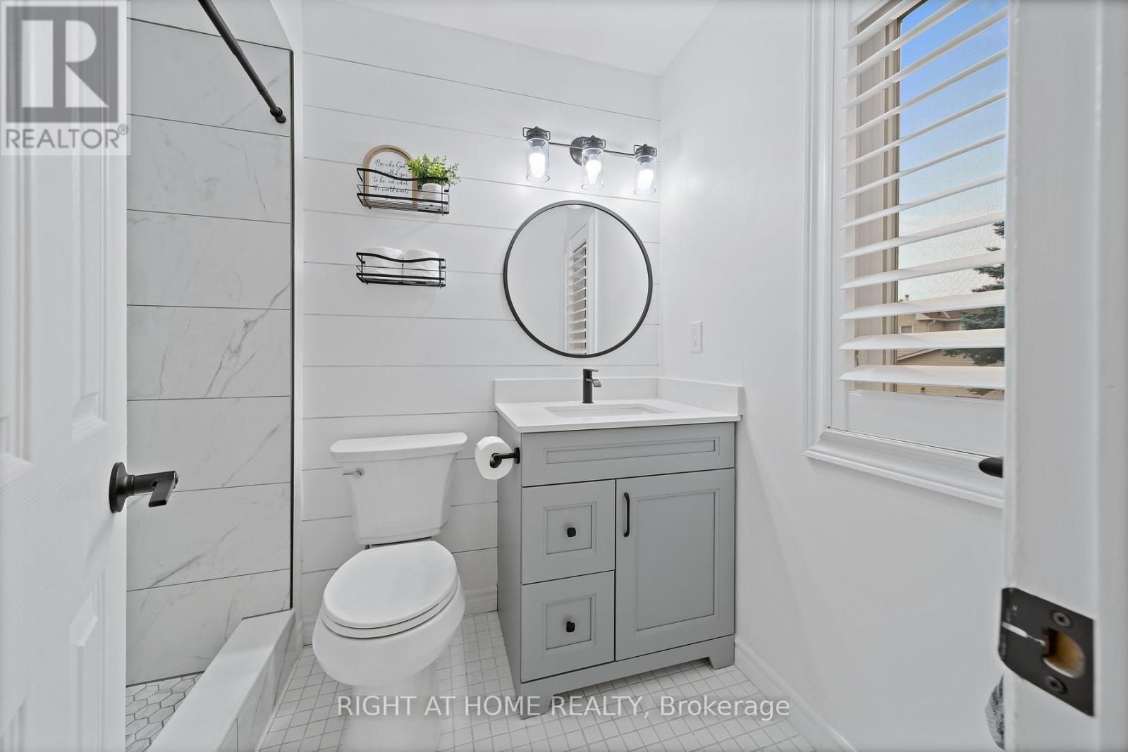 53 COREY CIRCLE - 22