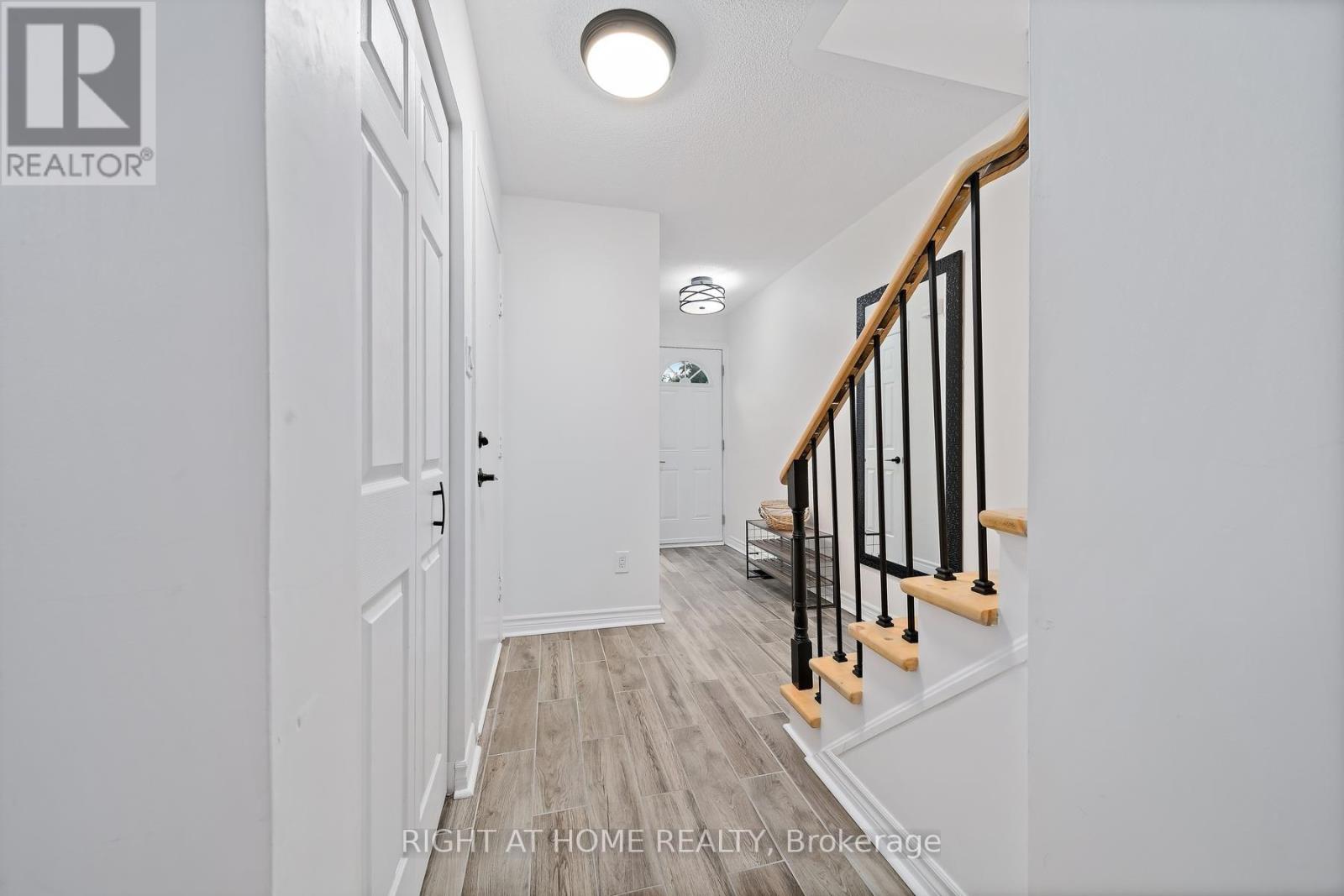 53 COREY CIRCLE - 4