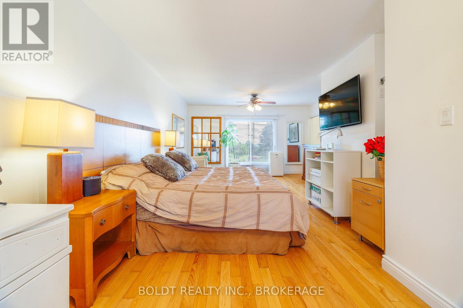 5832 5TH SIDE ROAD - 29