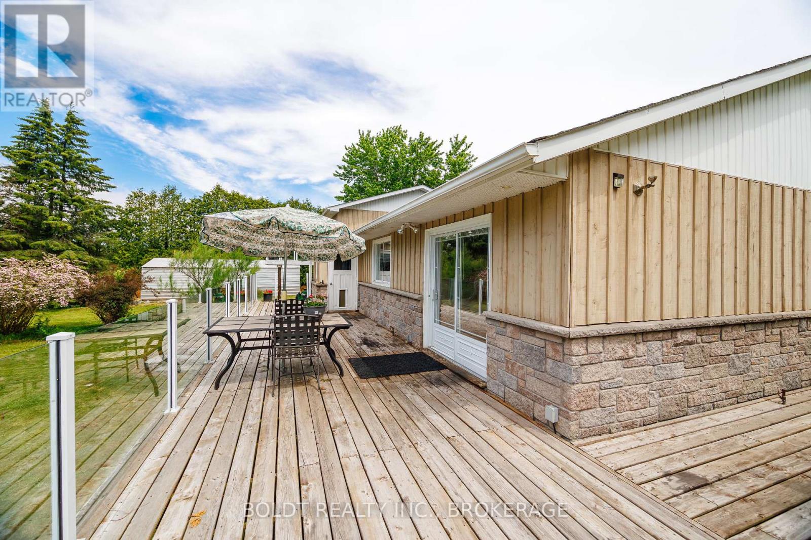 5832 5TH SIDE ROAD - 7