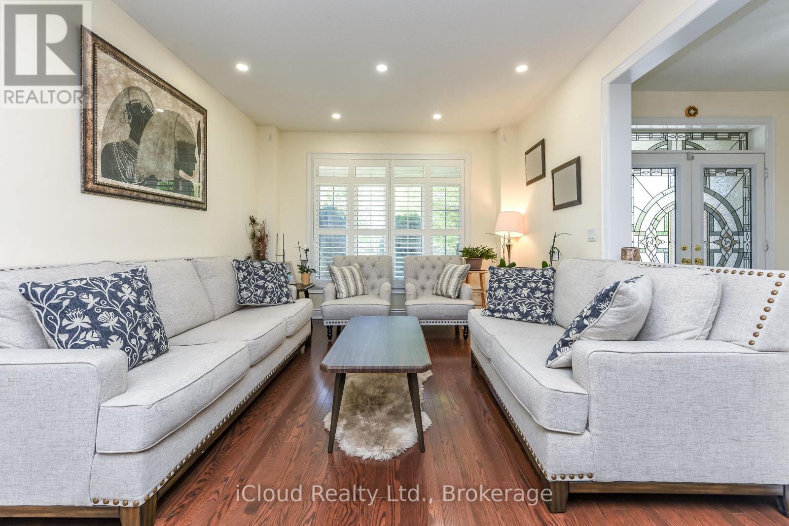 7 MERRITTONIA STREET - 11