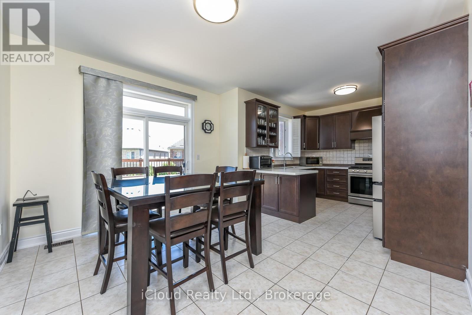 7 MERRITTONIA STREET - 16