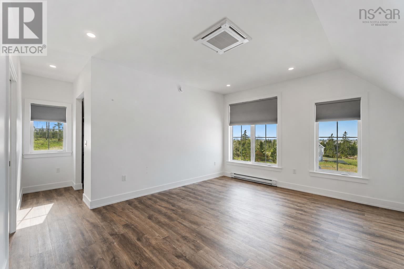 35 Seeland Avenue - 29