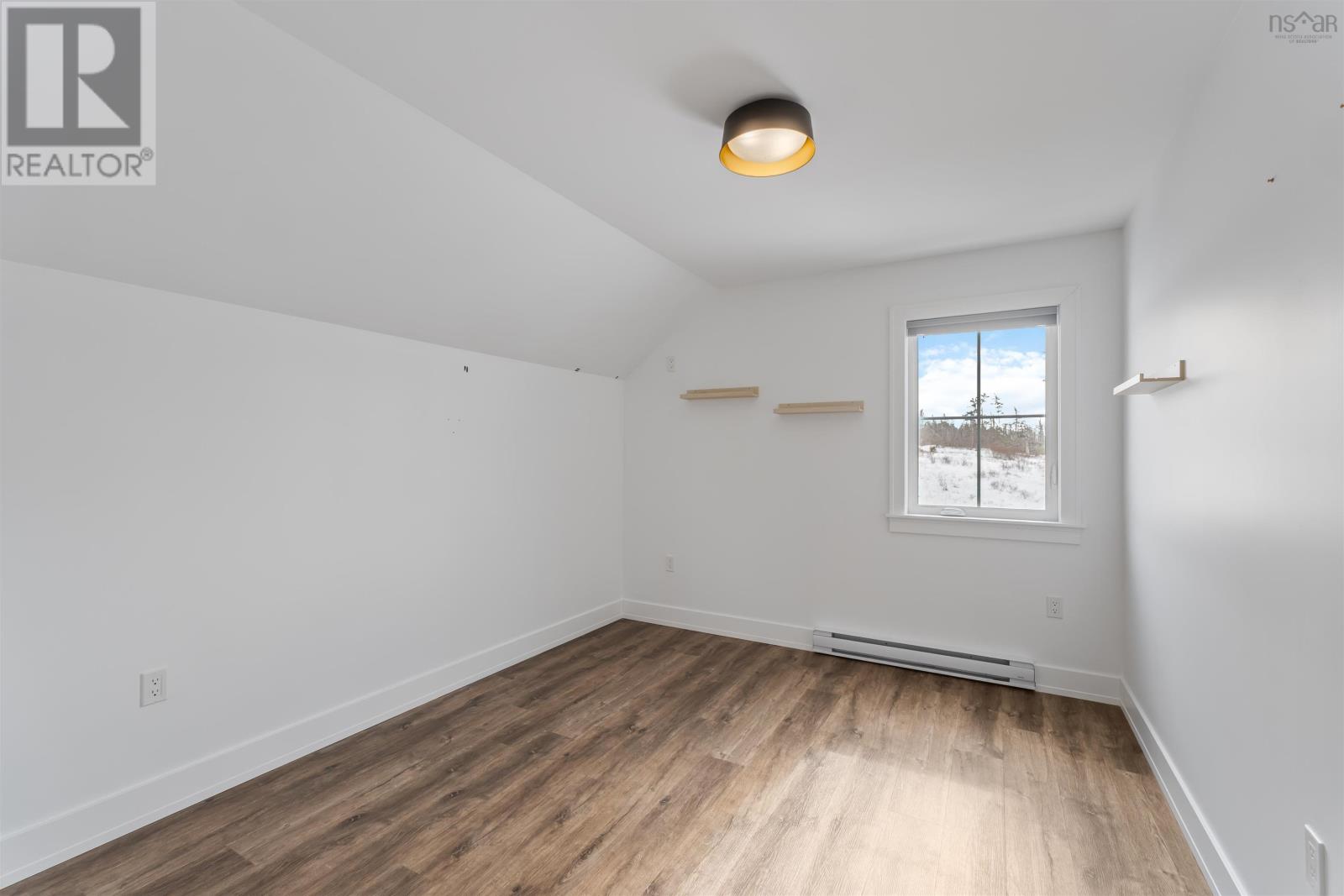 35 Seeland Avenue - 23