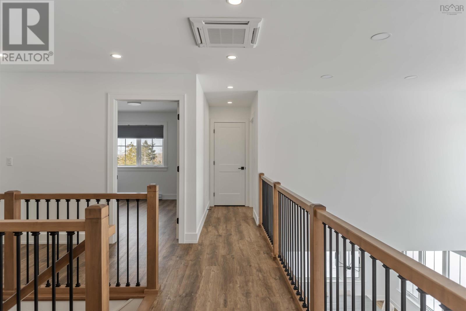 35 Seeland Avenue - 26