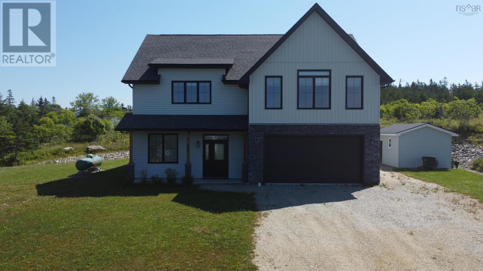 35 Seeland Avenue - 3