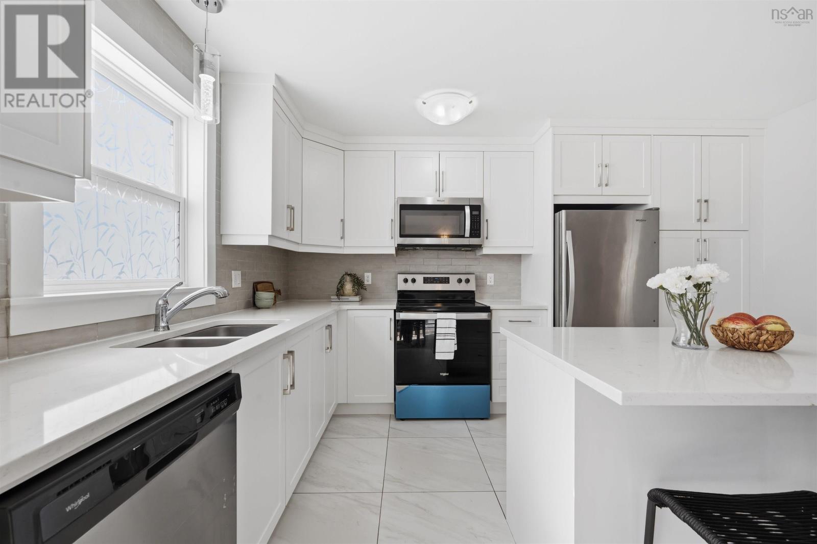 105 Titanium Crescent - 15