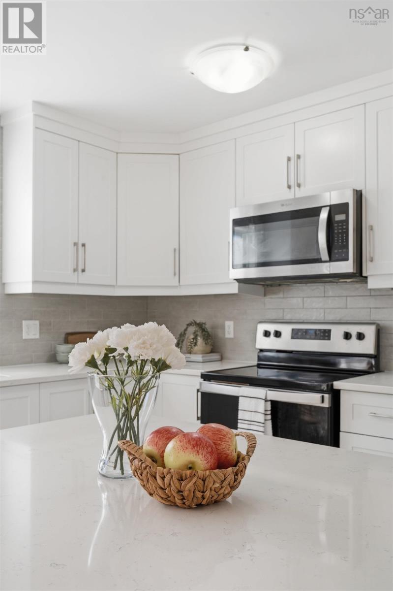 105 Titanium Crescent - 17