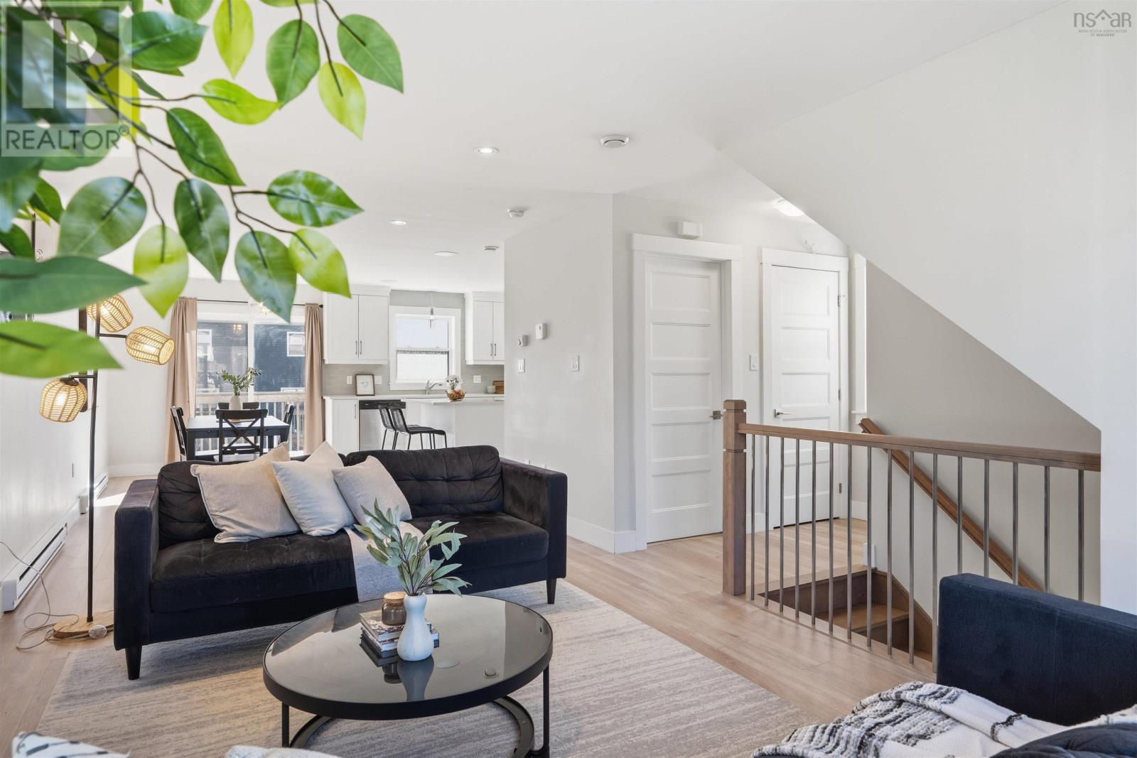 105 Titanium Crescent - 8