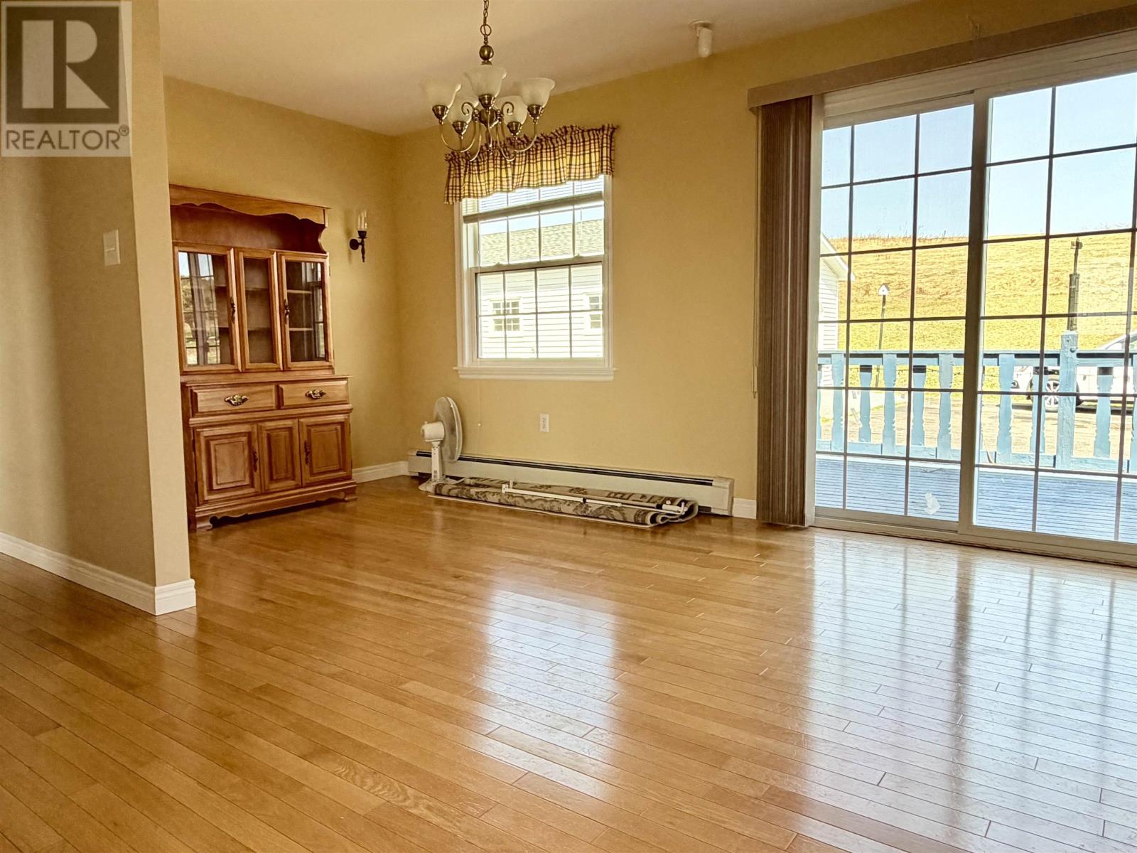 1584 Hillside Boularderie Road - 20