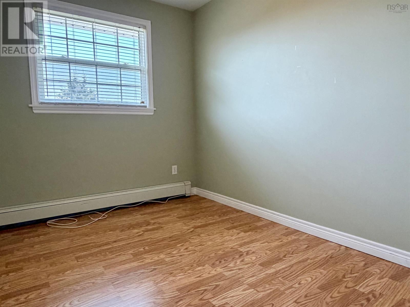 1584 Hillside Boularderie Road - 31
