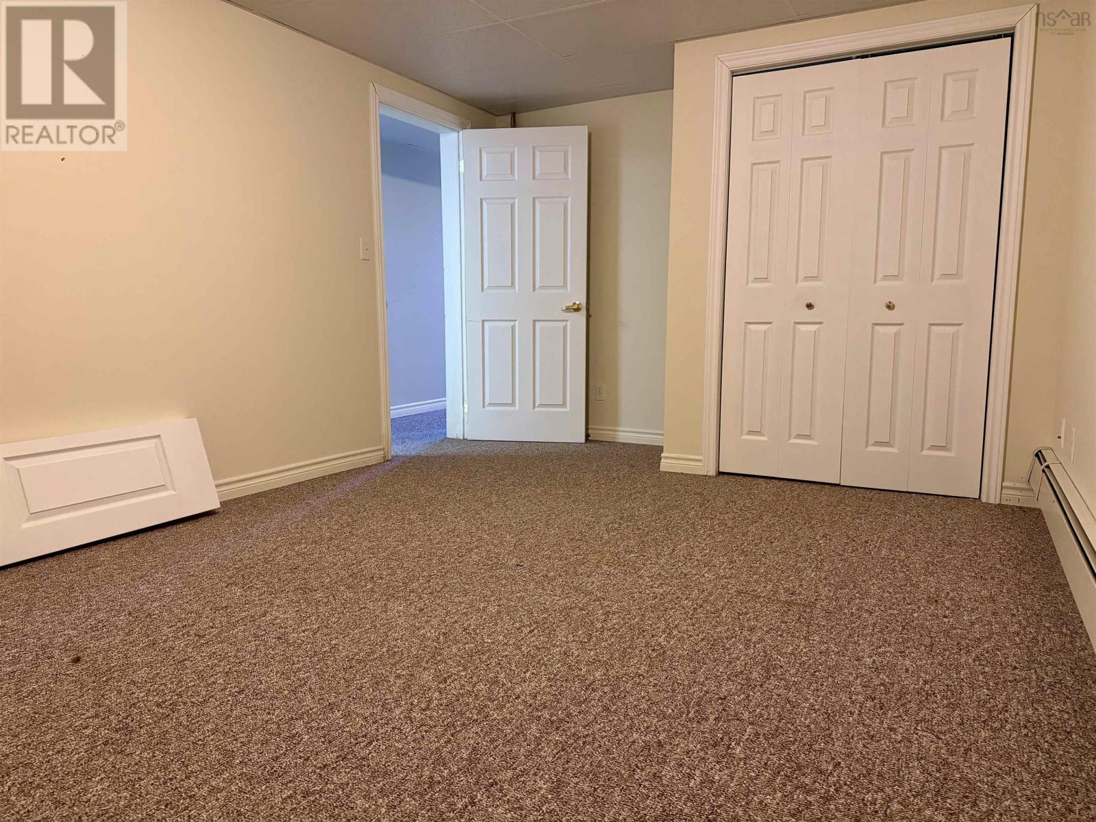 1584 Hillside Boularderie Road - 43
