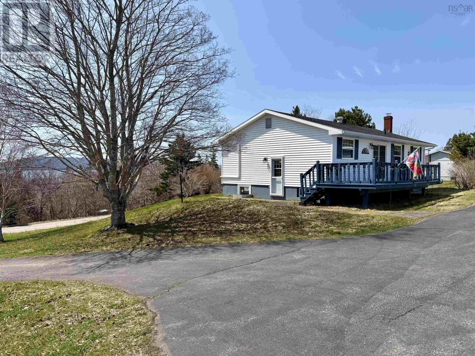 1584 Hillside Boularderie Road - 6