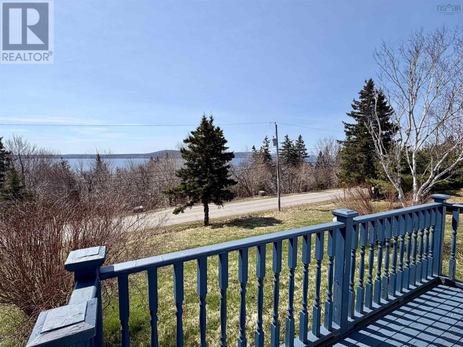 1584 Hillside Boularderie Road - 3