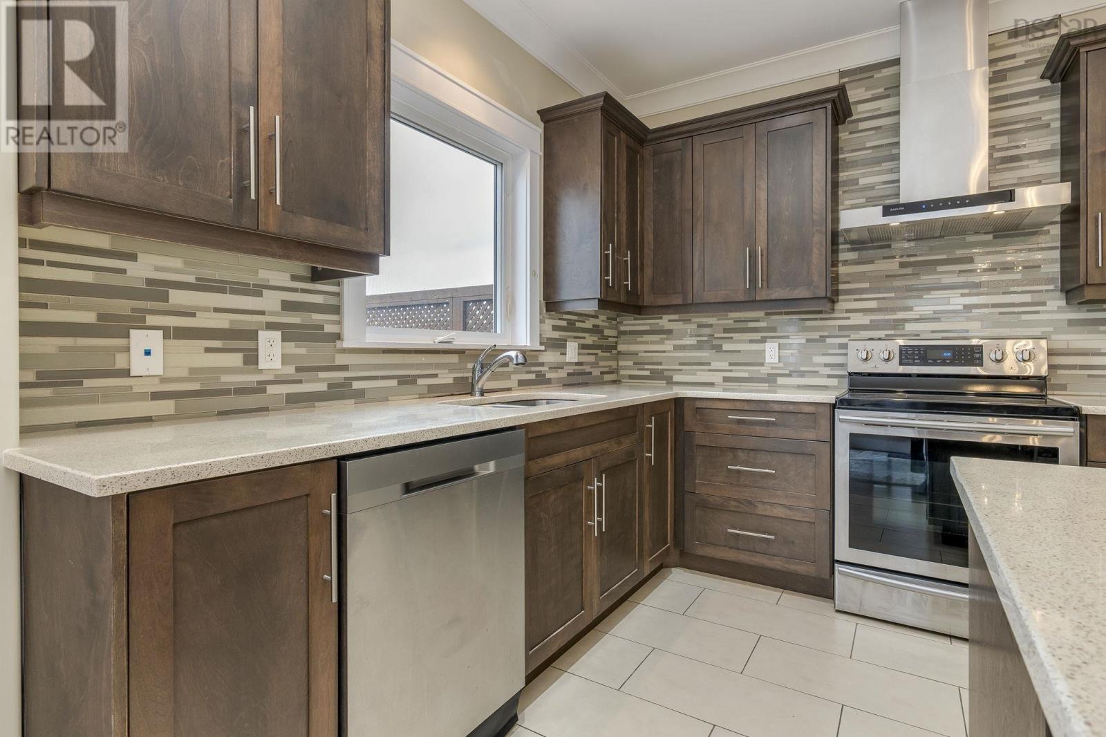 117 Eliza Ritchie Crescent - 10