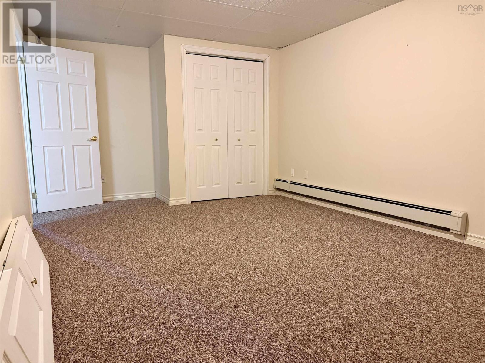 1584 Hillside Boularderie Road - 44