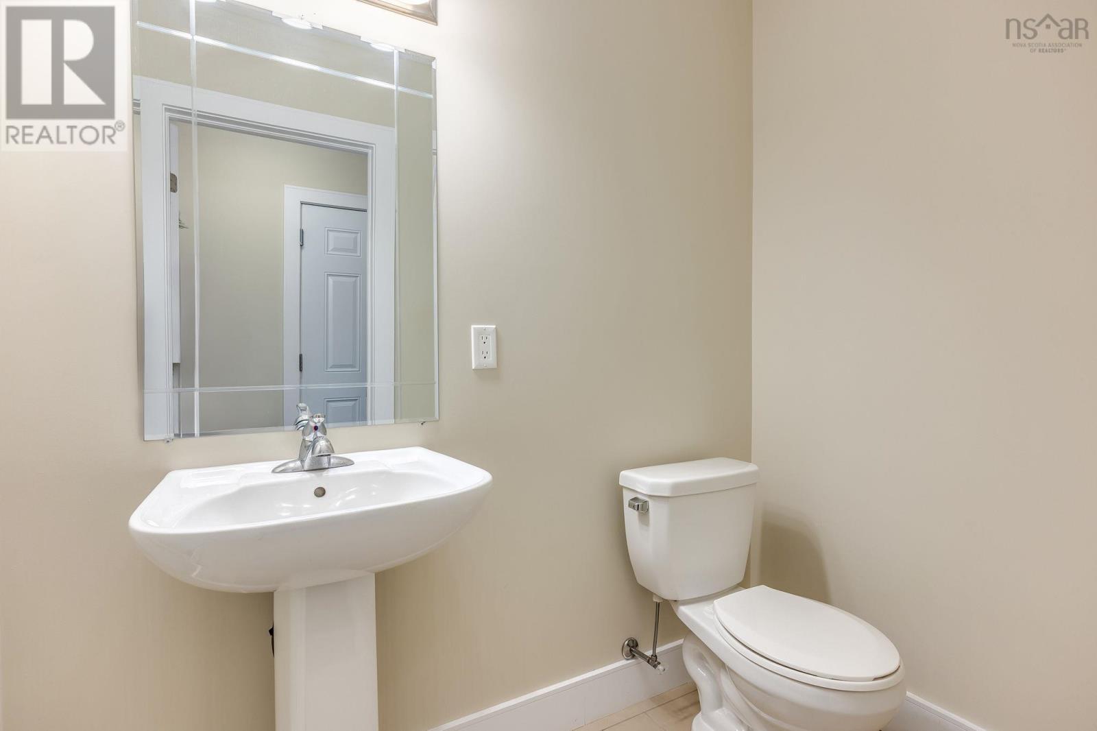 117 Eliza Ritchie Crescent - 33