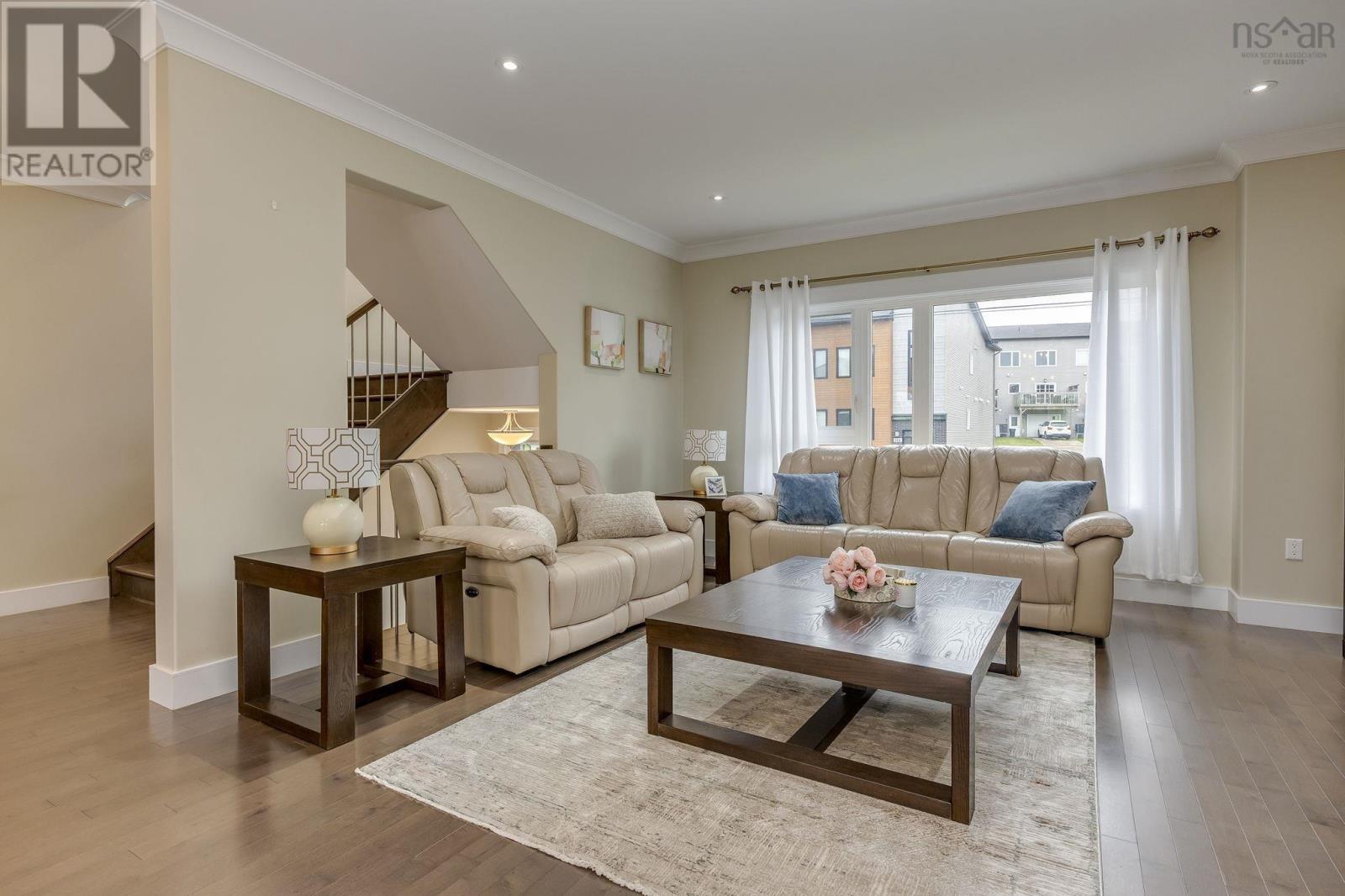 117 Eliza Ritchie Crescent - 4