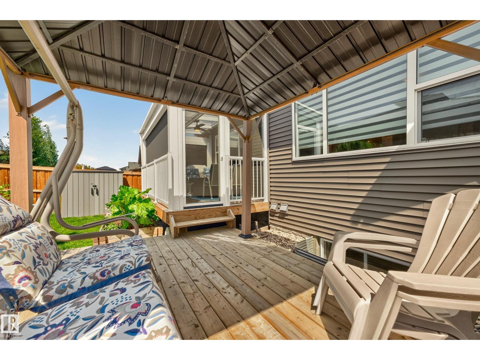 8120 222 ST NW - 21