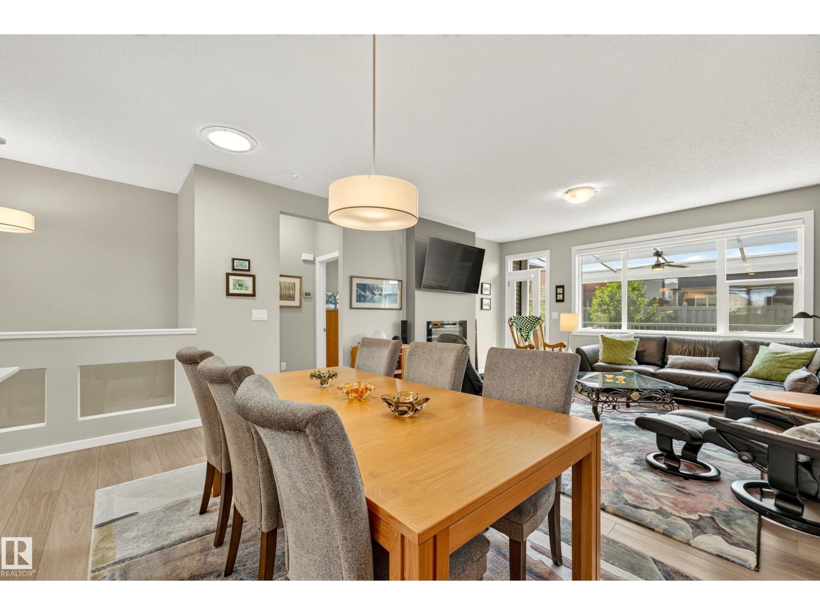 8120 222 ST NW - 13