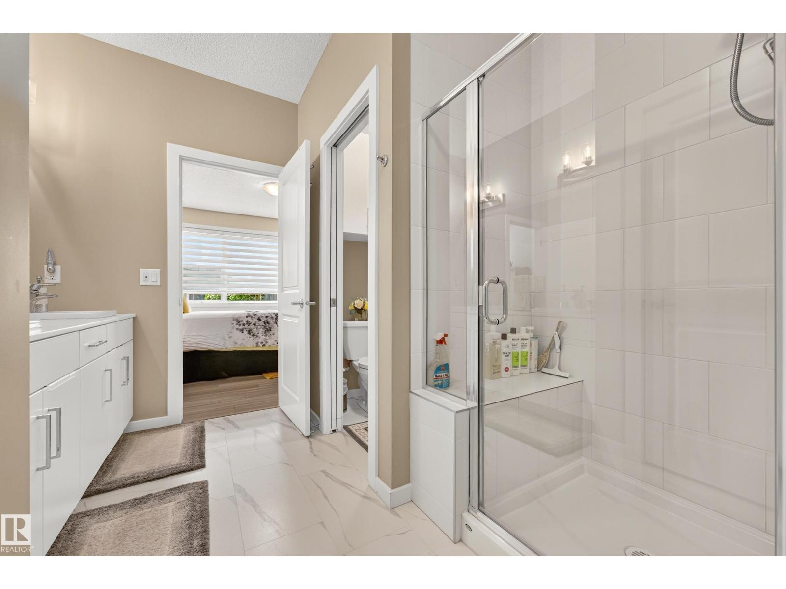 8120 222 ST NW - 35