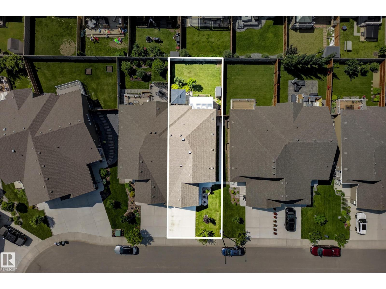 8120 222 ST NW - 52
