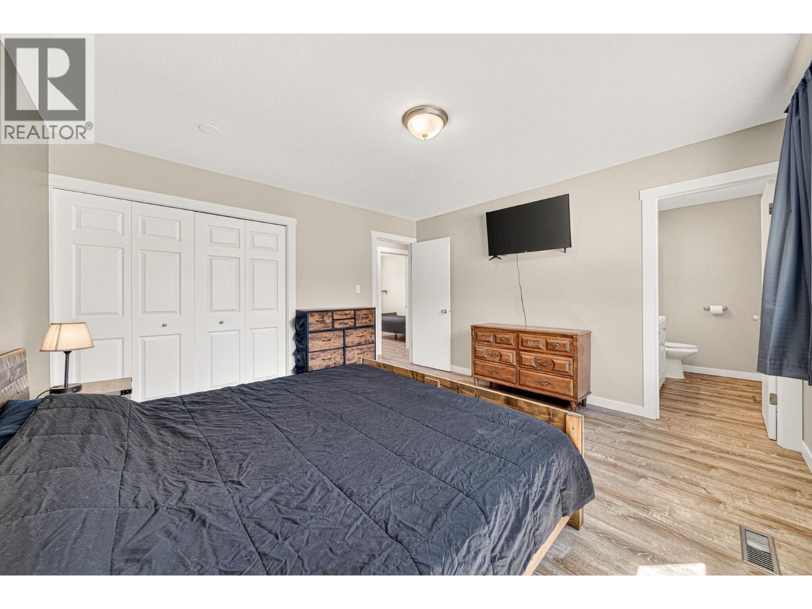 832 MICHEL Road - 29