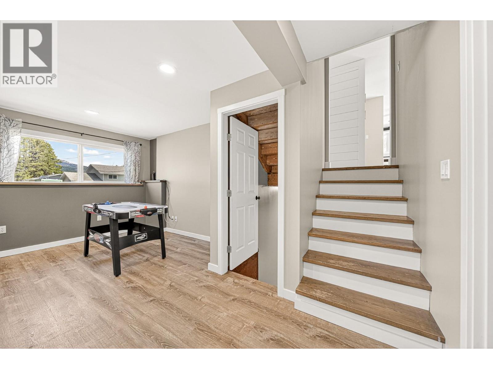 832 MICHEL Road - 37