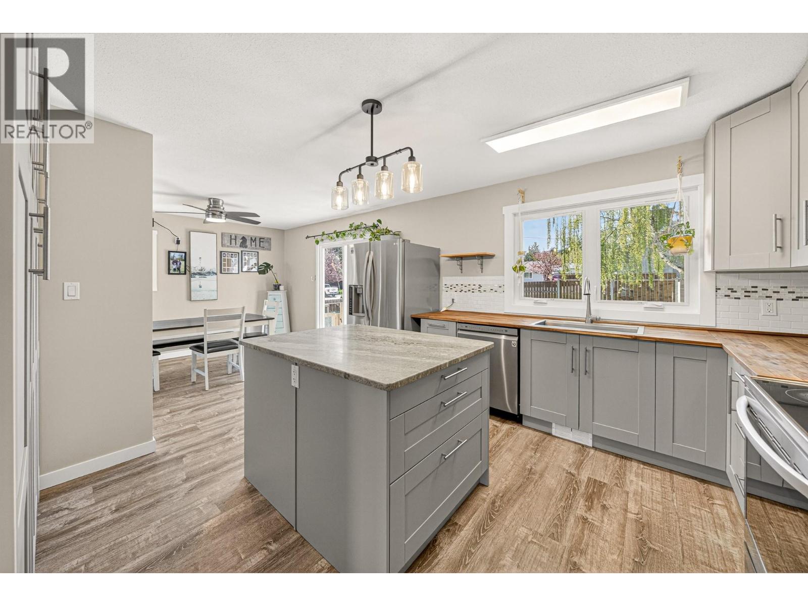 832 MICHEL Road - 5