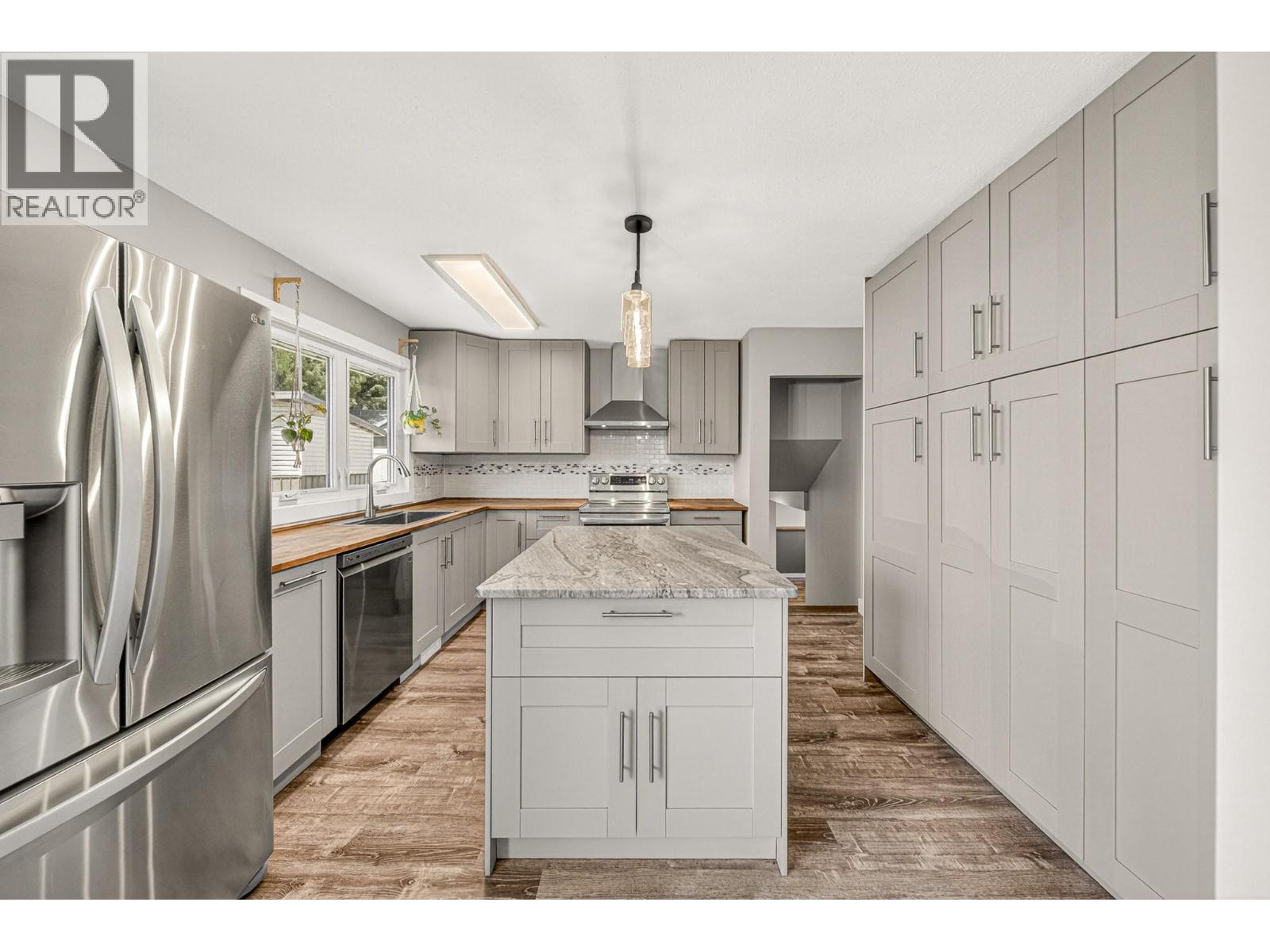 832 MICHEL Road - 10