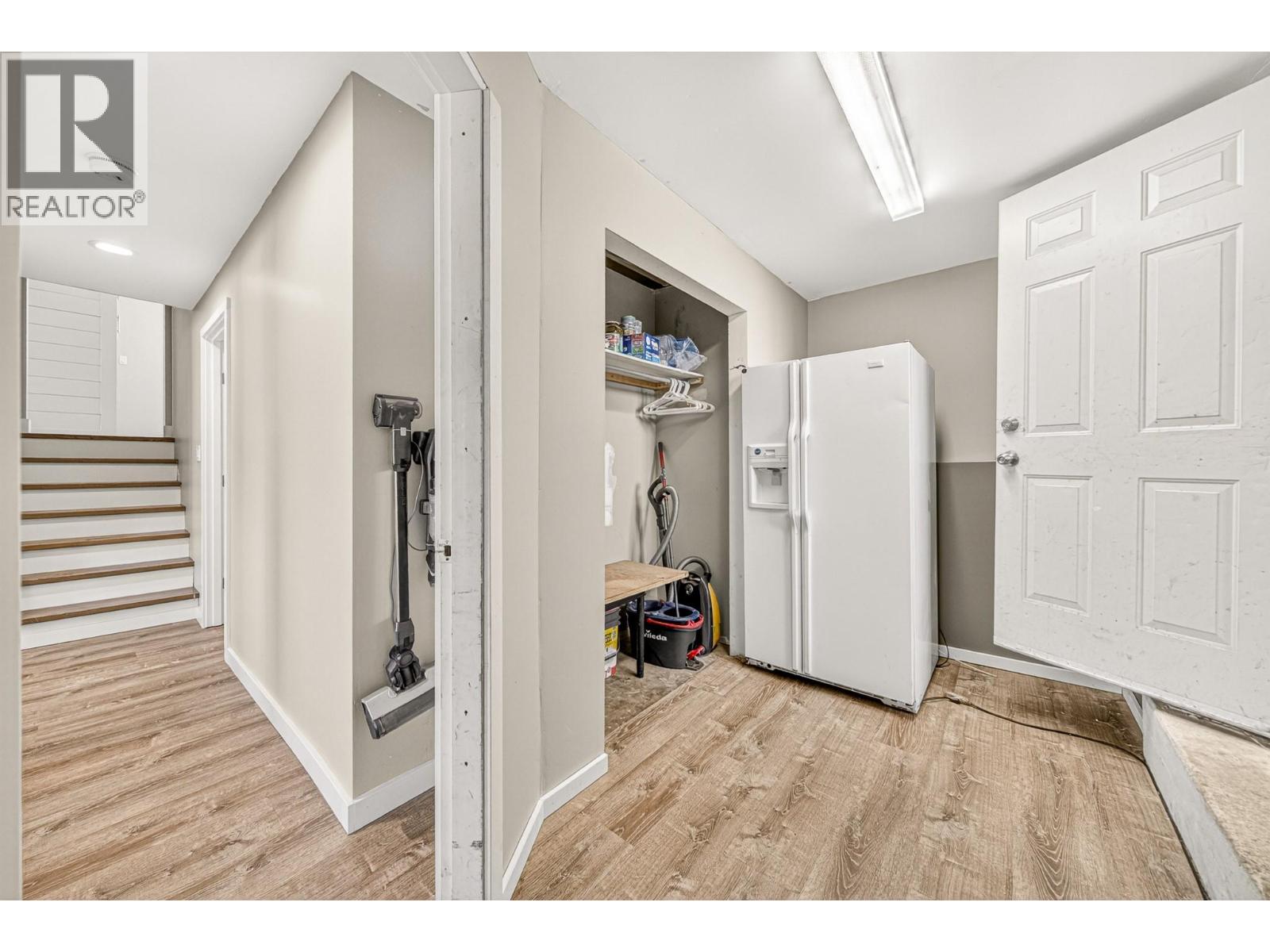 832 MICHEL Road - 45