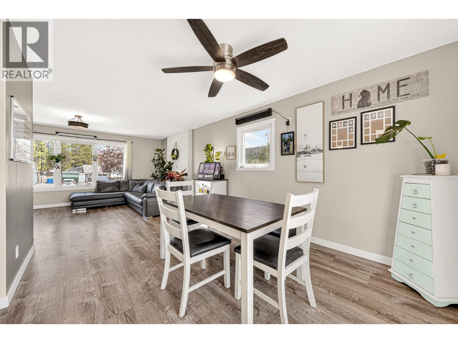 832 MICHEL Road - 16